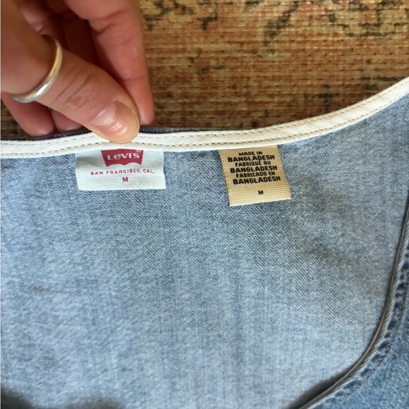 Levi's Women's Daryn Corset Long Sleeve Blouse - Picture 6 of 6